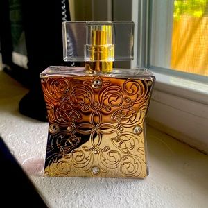 Lace Eau de Parfum Spray by Tru Fragrance